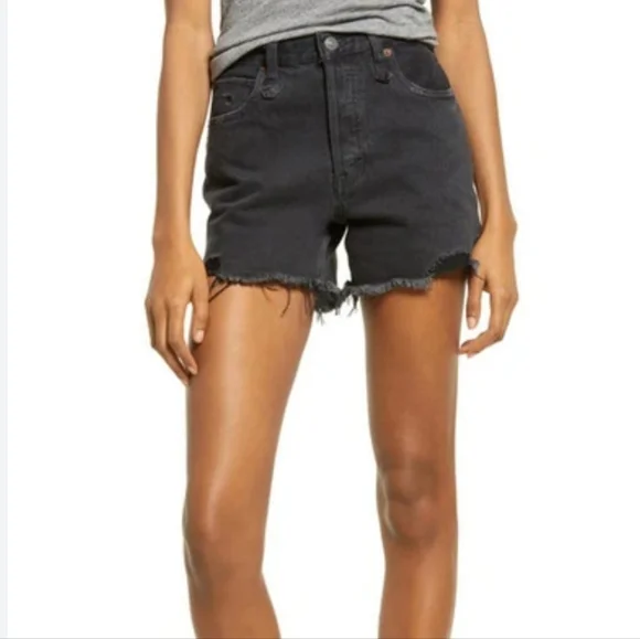 NWT REVOLVE People Makai Cutoff Short in Washed Black Size 25 - Picture 2 of 9
